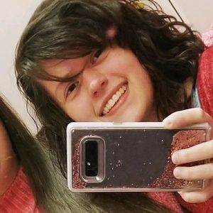 Meet your Posher, Abigail